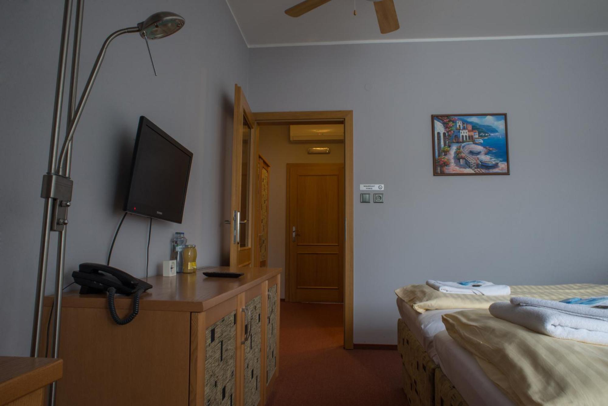 Hotel U Crliku Tetčice Cameră foto
